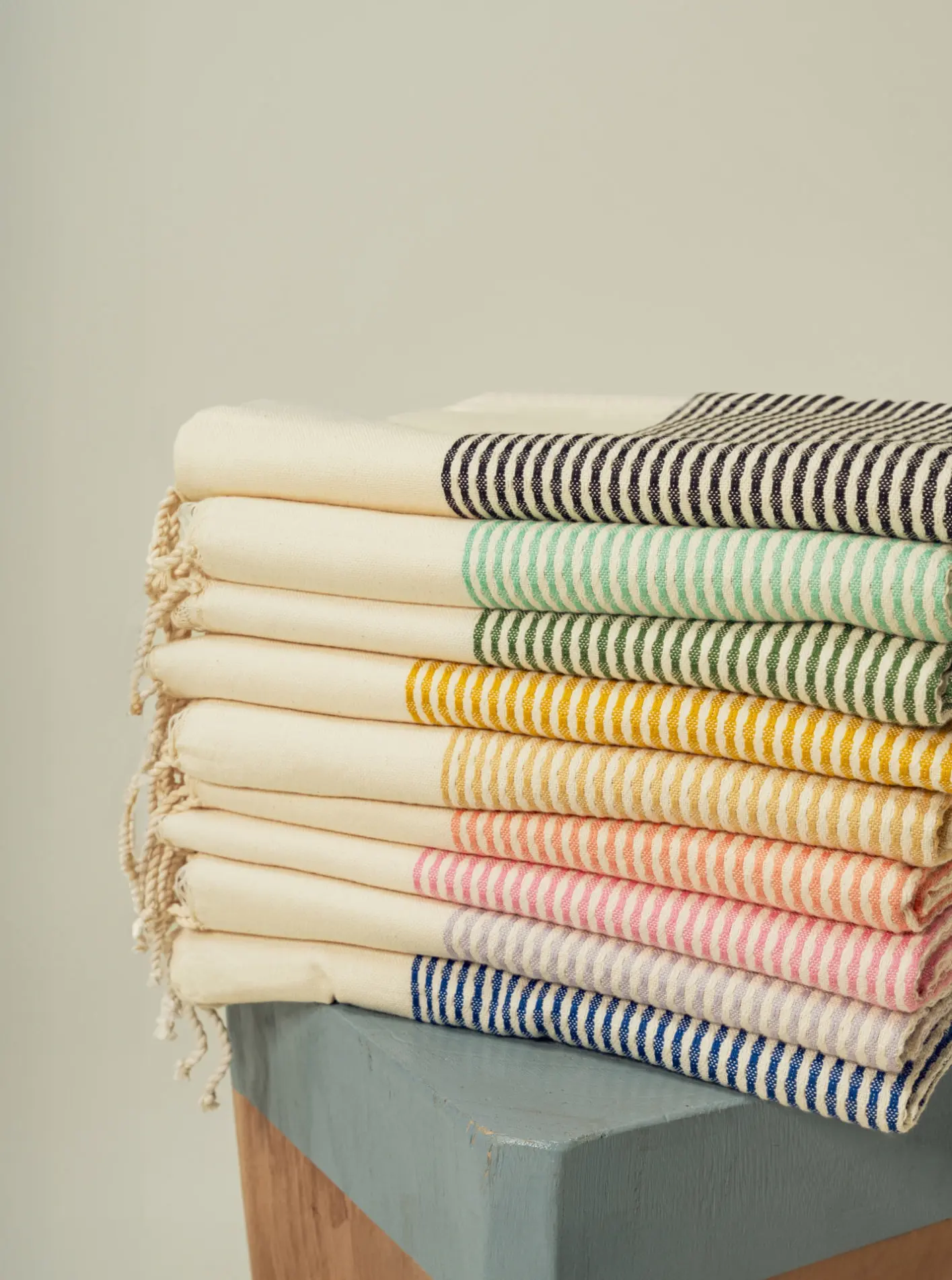 Futah - Nazaré Negra Toalla de playa  (3)