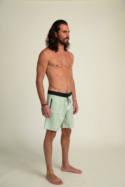 Short de Baño Amarillo & Agua Vortex (2)