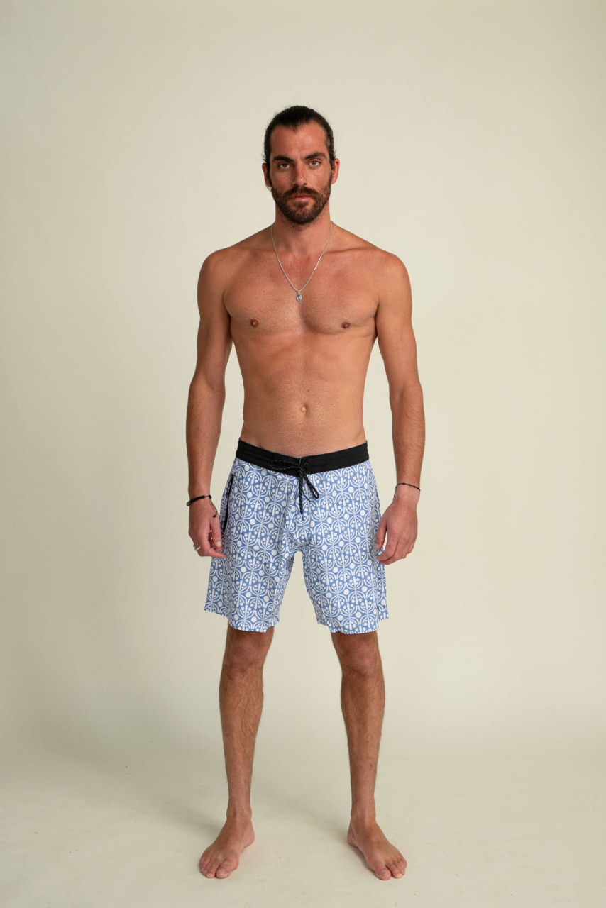 Futah - Short de Bain Bleu & Blanc Flora (1)