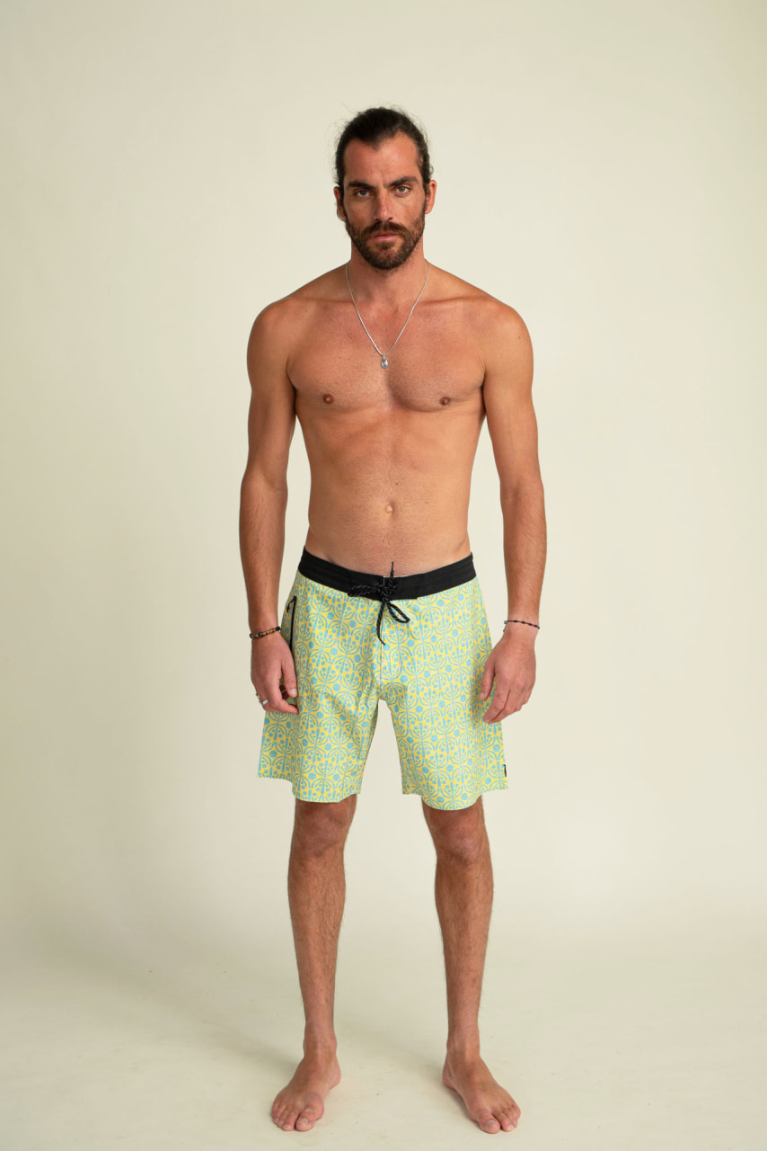 Futah - Short de Bain Jaune & Eau Flora (1)