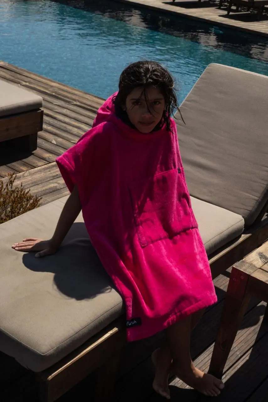 Futah - Ericeira Neon Pink Terry Poncho Kids (2)
