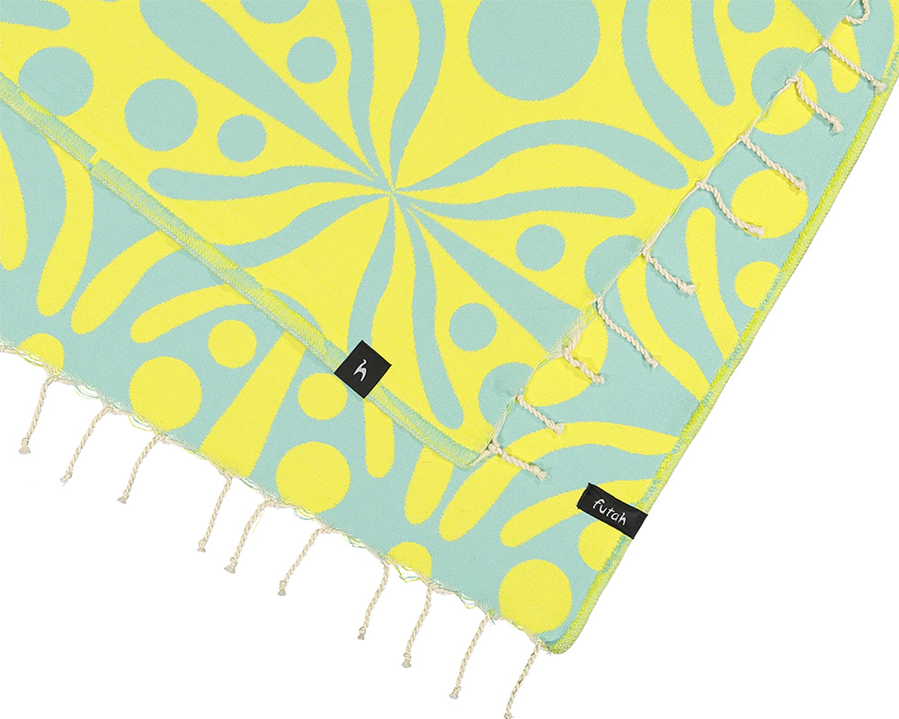 Futah - Flora Jaune et Eau Serviette de Plage (3)