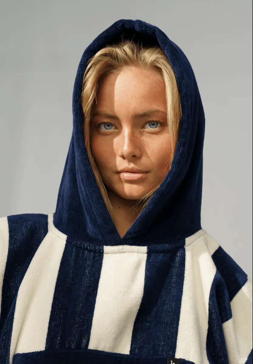 Futah - Bedu Blue Terry Poncho  (2)