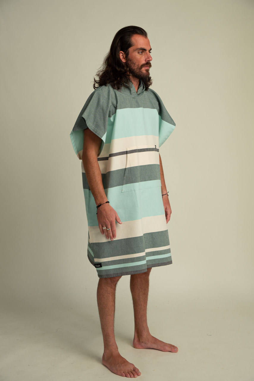 Futah - Poncho de Adulto Papua Verde (1)